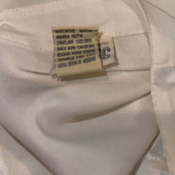 Vintage White Embroidered Beaded Chiffon Short Sleeve Button Down Blouse Size 10 - Picture 8 of 10